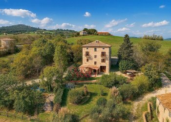 Foto 1 - Rustico Contrada Biordi
 
3, Penna San Giovanni - foto 1