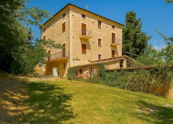 Foto 2 - Rustico Contrada Biordi
 
3, Penna San Giovanni - foto 2