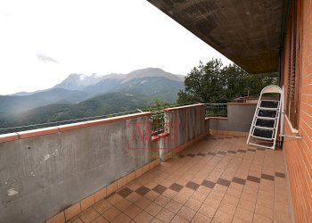 Foto 3 - Trilocale Via Zona C Due
 
2, Montemonaco - foto 3