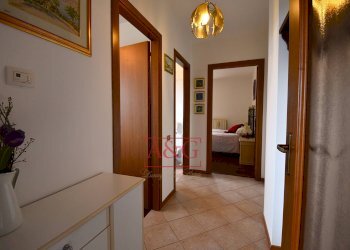 Foto 9 - Trilocale Via Zona C Due
 
2, Montemonaco - foto 9