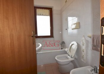 Foto 11 - Trilocale Via Zona C Due
 
2, Montemonaco - foto 11