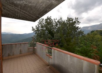 Foto 15 - Trilocale Via Zona C Due
 
2, Montemonaco - foto 15