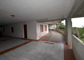 Foto 21 - Trilocale Via Zona C Due
 
2, Montemonaco - foto 21