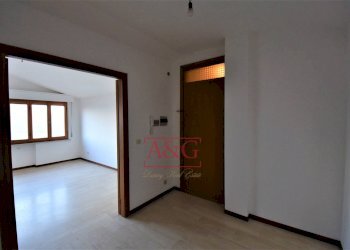 Foto 2 - Attico Via Aldo Moro
 
22, Amandola - foto 2