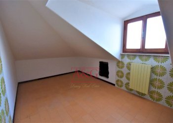 Foto 8 - Attico Via Aldo Moro
 
22, Amandola - foto 8