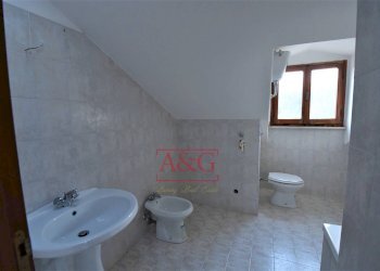 Foto 13 - Attico Via Aldo Moro
 
22, Amandola - foto 13