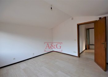 Foto 17 - Attico Via Aldo Moro
 
22, Amandola - foto 17