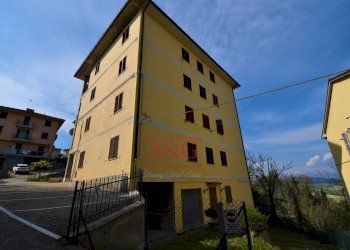 Foto 3 - Quadrilocale Borgo San Tommaso
 
1, Montedinove - foto 3