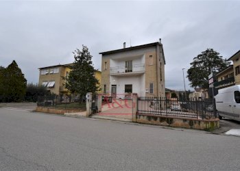 Foto 14 - Appartamento Strada Falerienze a Valle
 
44, Falerone - foto 14