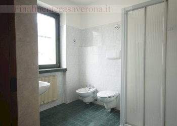 bagno  priamo terzo - Apartment Via Cesare Battisti
 
41, Comano Terme - photo 15