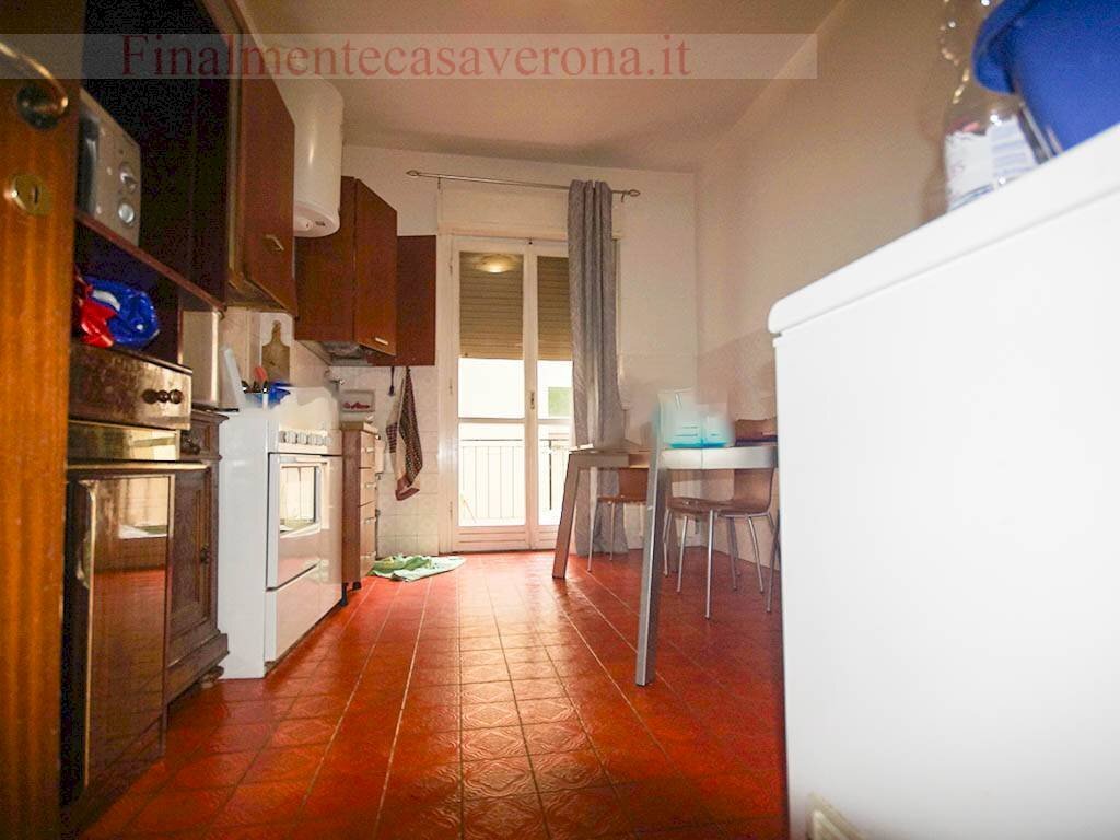 Foto 3 - Four-room apartment Piazza Nazario Sauro
 
18, Isola della Scala - photo 3