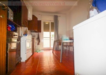 Foto 3 - Four-room apartment Piazza Nazario Sauro
 
18, Isola della Scala - photo 3