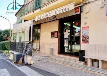 Foto 1 - Attività Commerciale via paive
 
2, Fara in Sabina - foto 1