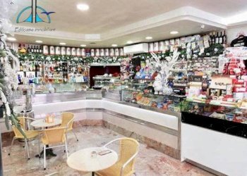 Foto 2 - Attività Commerciale via paive
 
2, Fara in Sabina - foto 2