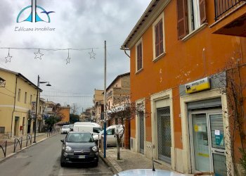 Foto 4 - Attività Commerciale via xxiv maggio, Fara in Sabina - foto 4
