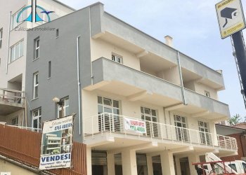 Foto 1 - Ufficio via xxiv maggio, Fara in Sabina - foto 1