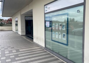 Foto 2 - Locale Commerciale Via Giovanni Falcone, Fara in Sabina - foto 2