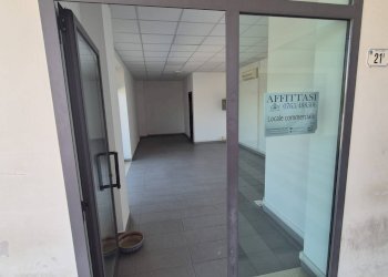 Foto 9 - Locale Commerciale Via Giovanni Falcone, Fara in Sabina - foto 9