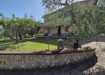 Foto 2 - Villa valle dell oppio
 
3, Fara in Sabina - foto 2