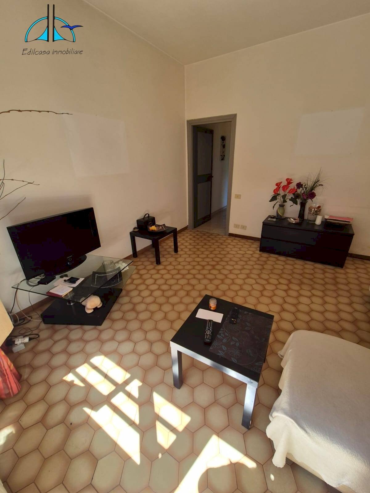 Foto 3 - Three-room apartment Via Del Casale Giuliani
 
46, Roma - photo 3