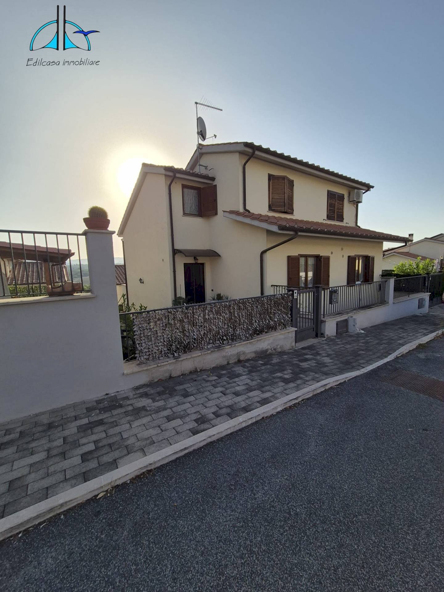 Foto 1 - Appartamento Viale dell'Unità d'Italia
 
38, Fara in Sabina - foto 1