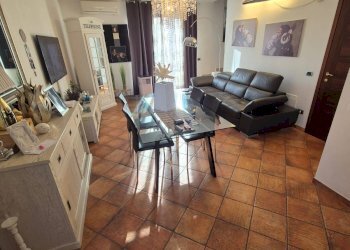 Foto 3 - Appartamento Viale dell'Unità d'Italia
 
38, Fara in Sabina - foto 3