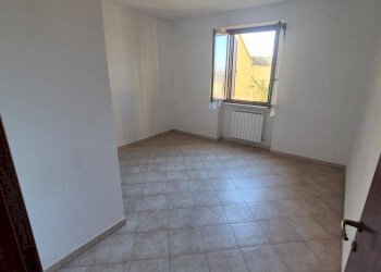 Foto 4 - Trilocale Via Cornelia
 
19, Fara in Sabina - foto 4