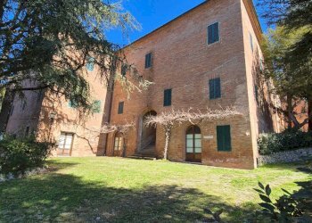 Foto 17 - Locale Commerciale strada del monastero, Siena - foto 17