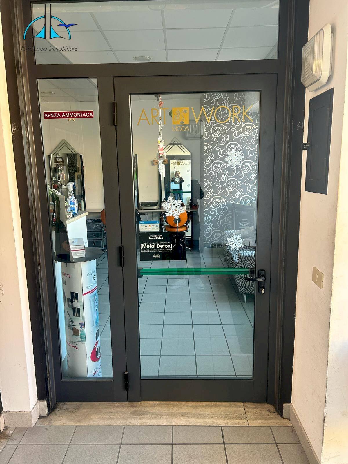 Foto 3 - Locale Commerciale largo giulio cesare
 
5, Fara in Sabina - foto 3