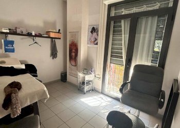 Foto 7 - Locale Commerciale largo giulio cesare
 
5, Fara in Sabina - foto 7