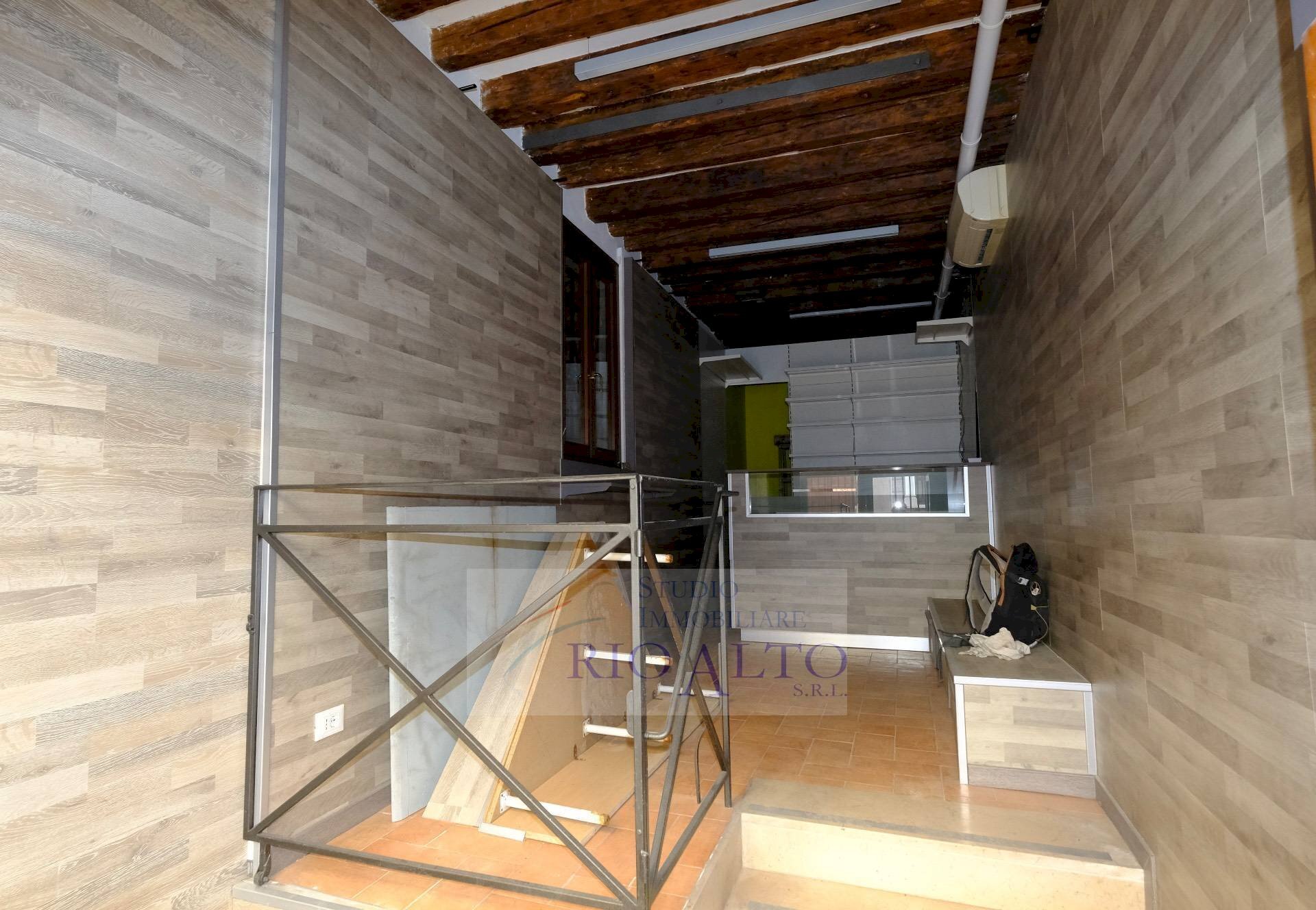 Foto 2 - Shop Venezia - photo 2