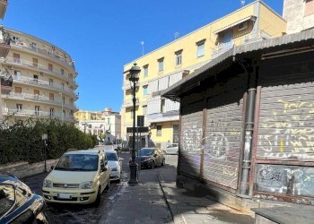 Foto 4 - Locale Commerciale PIAZZALE CESARE BATTISTI, Torre del Greco - foto 4