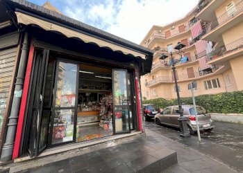 Foto 9 - Commercial Premises PIAZZALE CESARE BATTISTI, Torre del Greco - photo 9