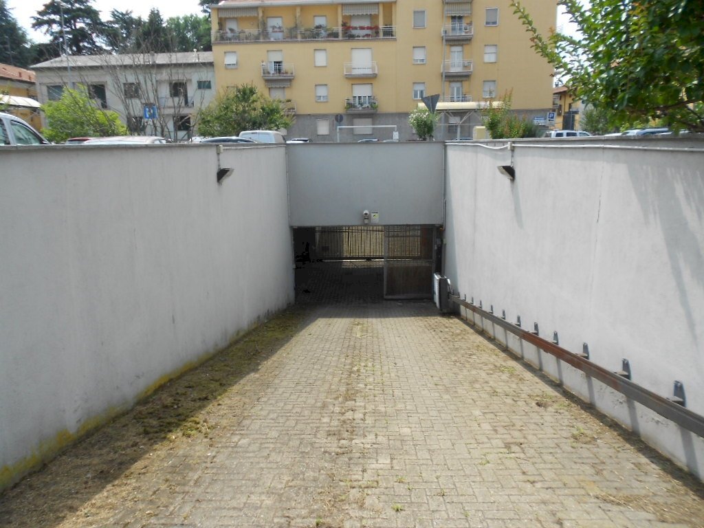 Foto 2 - Box Via Cavallari angolo Via Volta, Magenta - photo 2