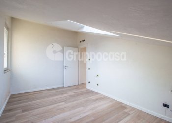 Foto 11 - Trilocale via IV Novembre
 
10, Mesero - foto 11