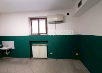 Foto 11 - Locale Commerciale Via Fornaroli
 
5, Magenta - foto 11