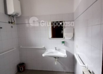 Foto 15 - Locale Commerciale Via Fornaroli
 
5, Magenta - foto 15