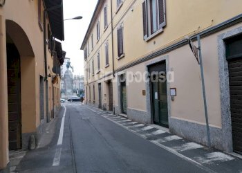 Foto 17 - Locale Commerciale Via Fornaroli
 
5, Magenta - foto 17