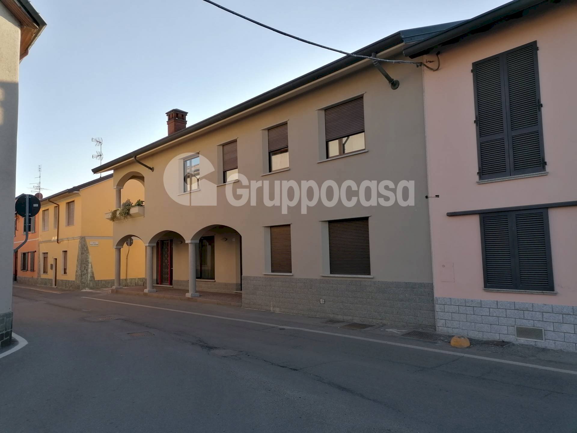 Foto 3 - Office Via Garibaldi
41, Boffalora Sopra Ticino - photo 3