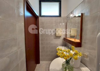 Foto 13 - Office Via G. Garibaldi
 
17, Boffalora Sopra Ticino - photo 13