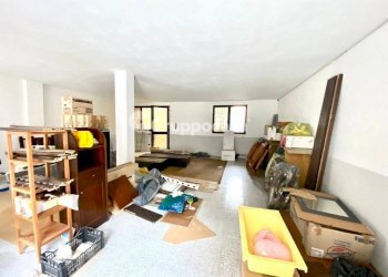 Foto 14 - Commercial Premises via redipuglia
 
7, Robecco sul Naviglio - photo 14