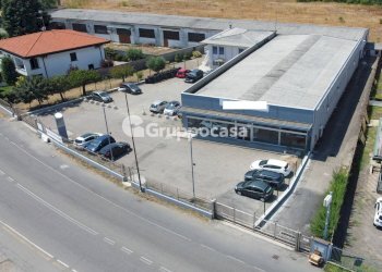 Foto 1 - Capannone Via per Robecco
 
8, Magenta - foto 1