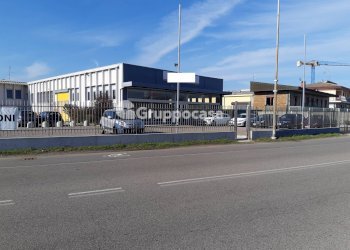 Foto 3 - Capannone Via per Robecco
 
8, Magenta - foto 3