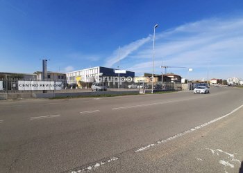 Foto 4 - Capannone Via per Robecco
 
8, Magenta - foto 4