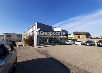 Foto 7 - Capannone Via per Robecco
 
8, Magenta - foto 7