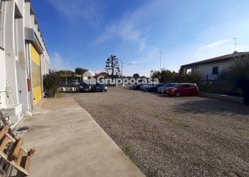 Foto 10 - Capannone Via per Robecco
 
8, Magenta - foto 10