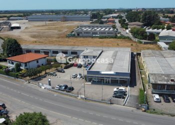 Foto 28 - Capannone Via per Robecco
 
8, Magenta - foto 28