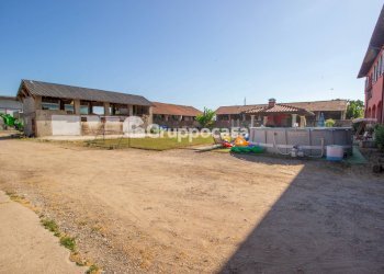 Foto 25 - Stabile - Palazzo Via Valigio
 
19, Mesero - foto 25