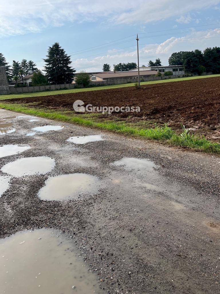 Foto 2 - Agricultural land Via Vicinale del Longo, Bernate Ticino - photo 2