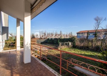 Foto 23 - Villa Via Degli Orti
 
28, Magenta - foto 23